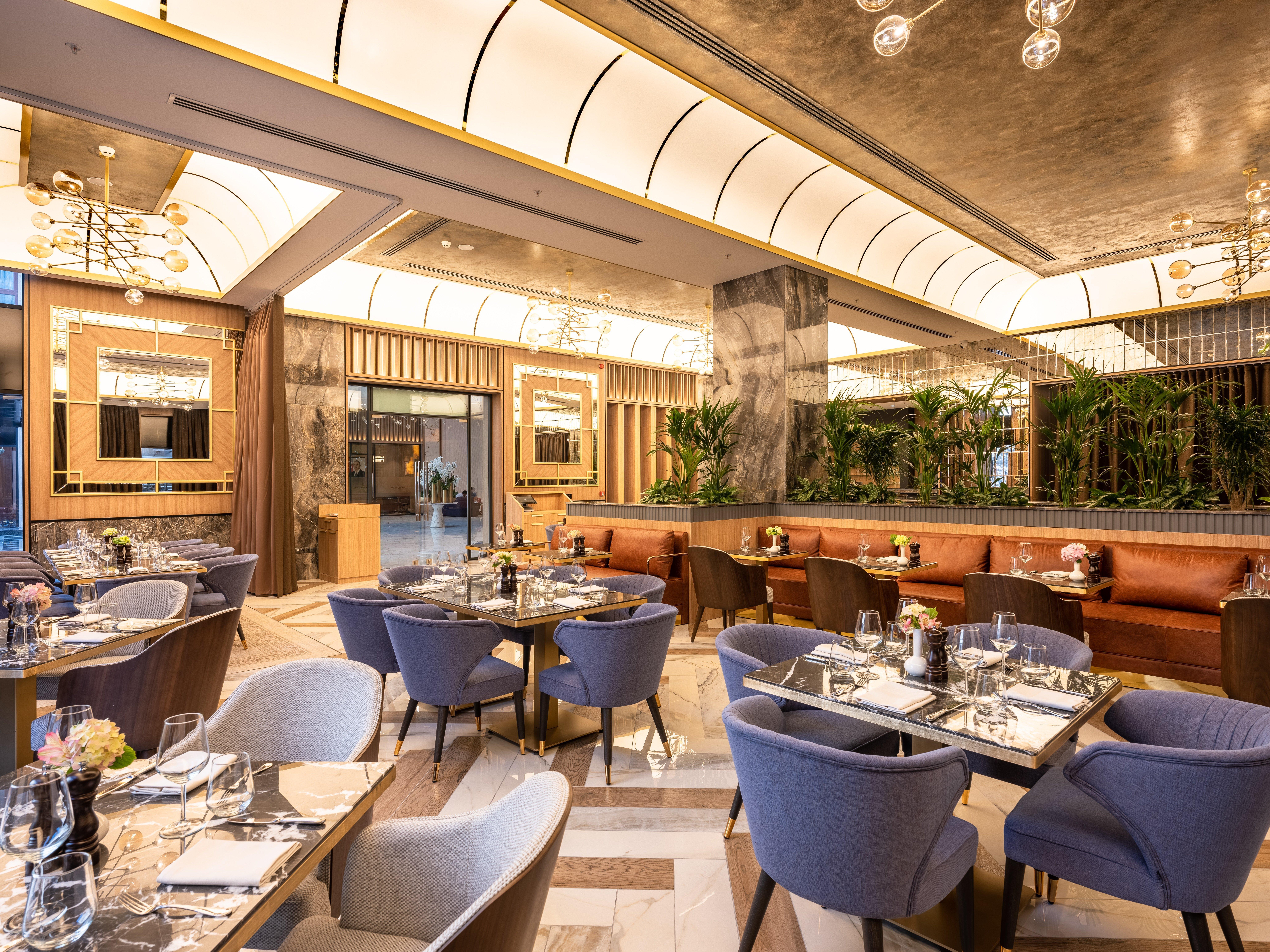 Hotel Intercontinental Baku By Ihg Esterno foto The interior of the restaurant
