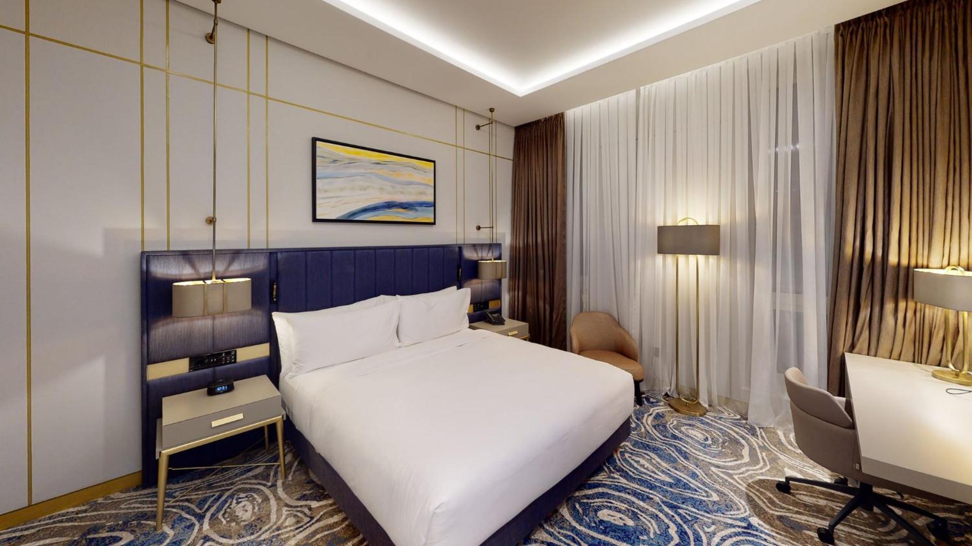 Hotel Intercontinental Baku By Ihg Esterno foto Deluxe Room