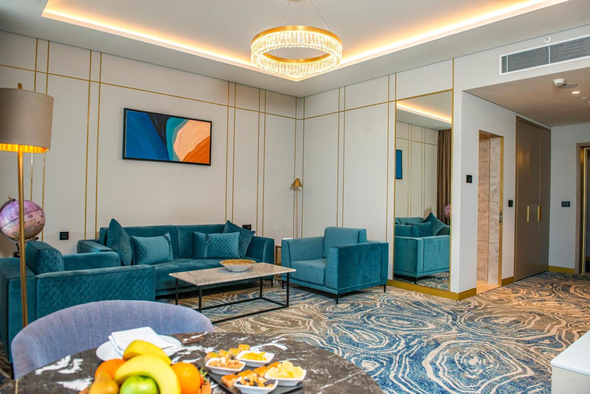 Hotel Intercontinental Baku By Ihg Esterno foto Suite