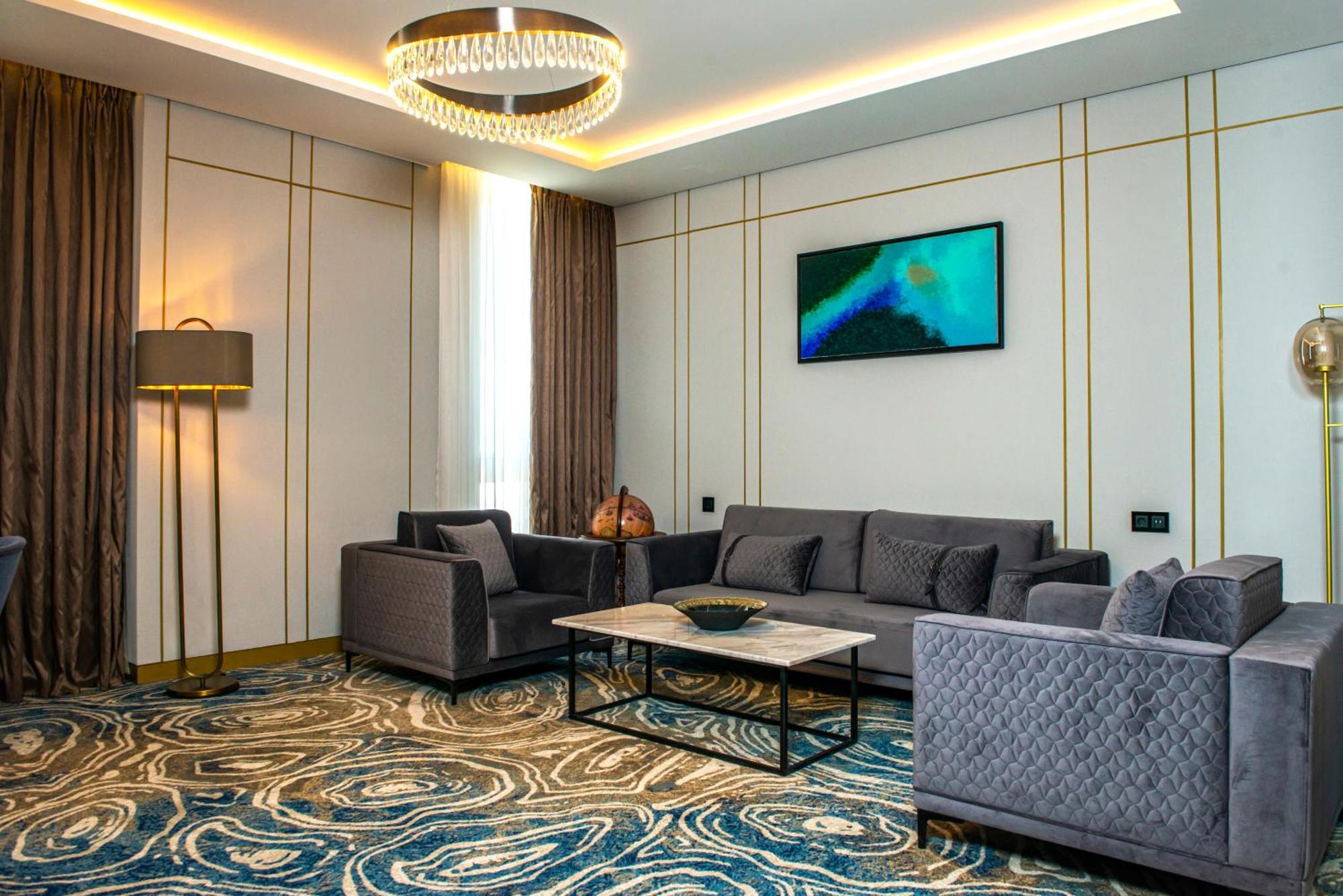 Hotel Intercontinental Baku By Ihg Esterno foto Suite